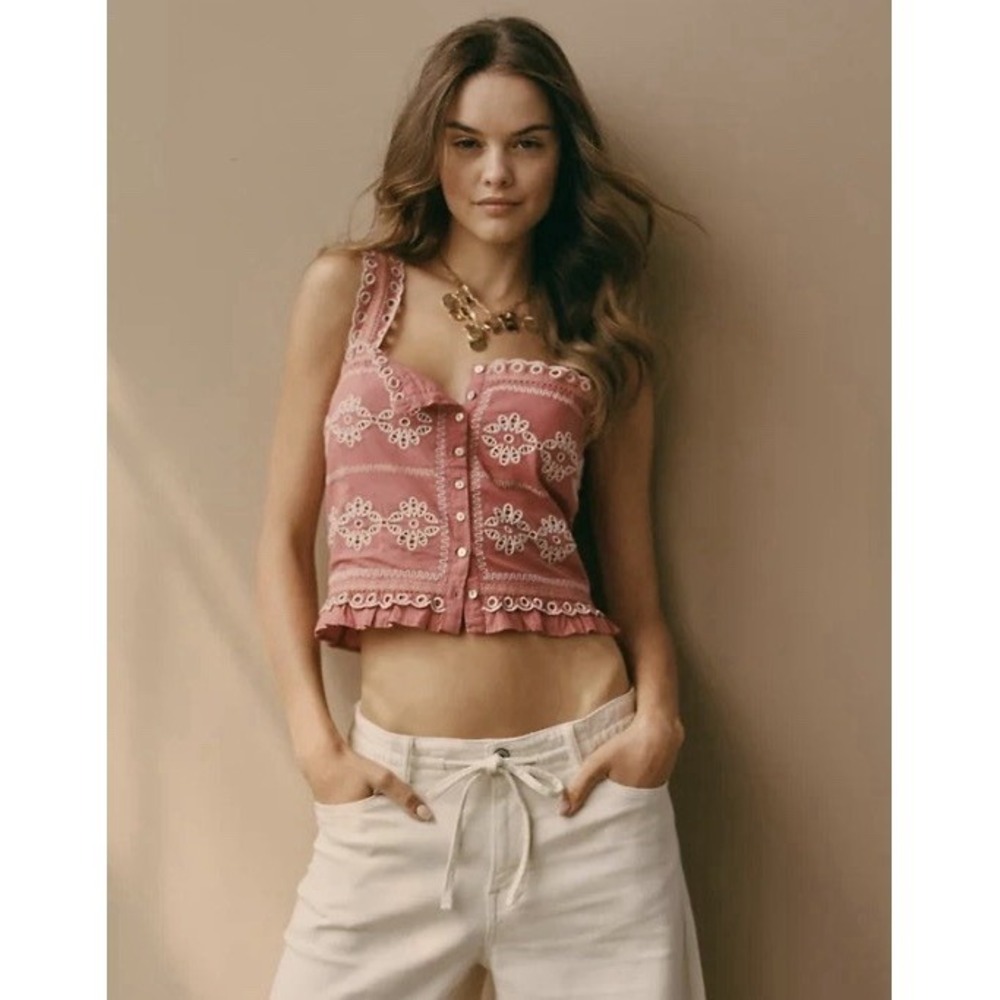 American Eagle Eyelet Crop Top Medium Sweet Coral Rust Embroidered Boho NEW Tank - Picture 2 of 10